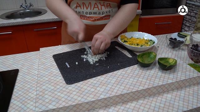 Утреннее меню. Готовим "Салат Авокадо".
