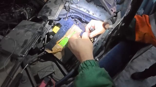 Геморрой длинною в жизнь! Оживление Мерседеса с лежащим CAN Часть 2!