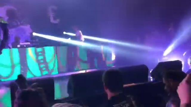 20 collane - Sfera Ebbasta LIVE