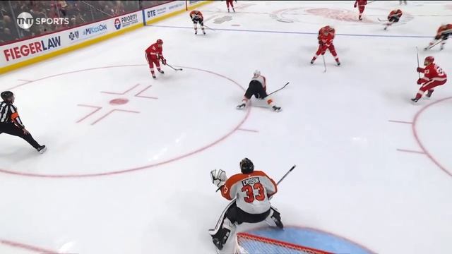 Red Wings' Alex DeBrincat Finishes Off Three-On-One To Score On His Birthday