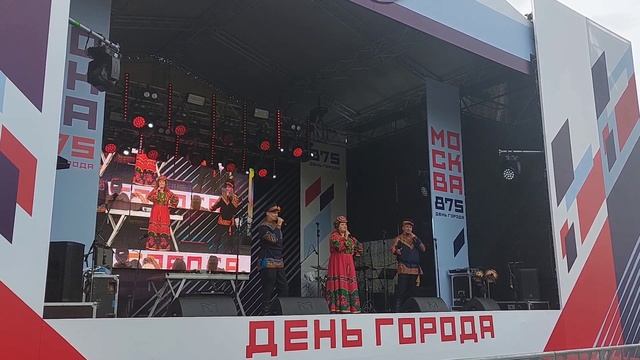 Ансамбль Поляне. День города