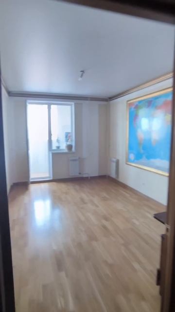 Комсомольская 199/1, 3-комн. квартира 116 м², 7 этаж из 17
Цена 12 000 000.