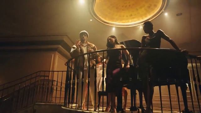 AM REMIX - Bad Bunny, Nio Garcia, J Balvin (Video Oficial)