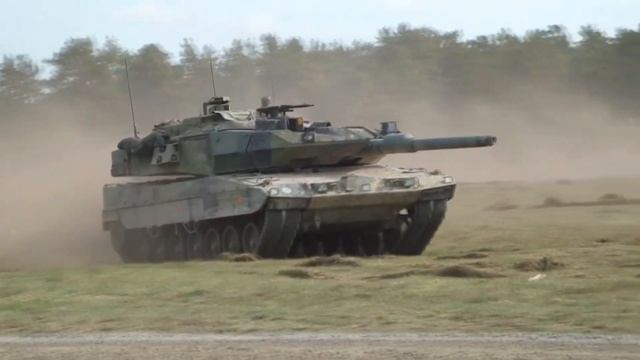 ⚡️Видит самолеты и ракеты на 300—400 км|Швеция передает Украине "МЕГА" пакет помощи с БТР и танками