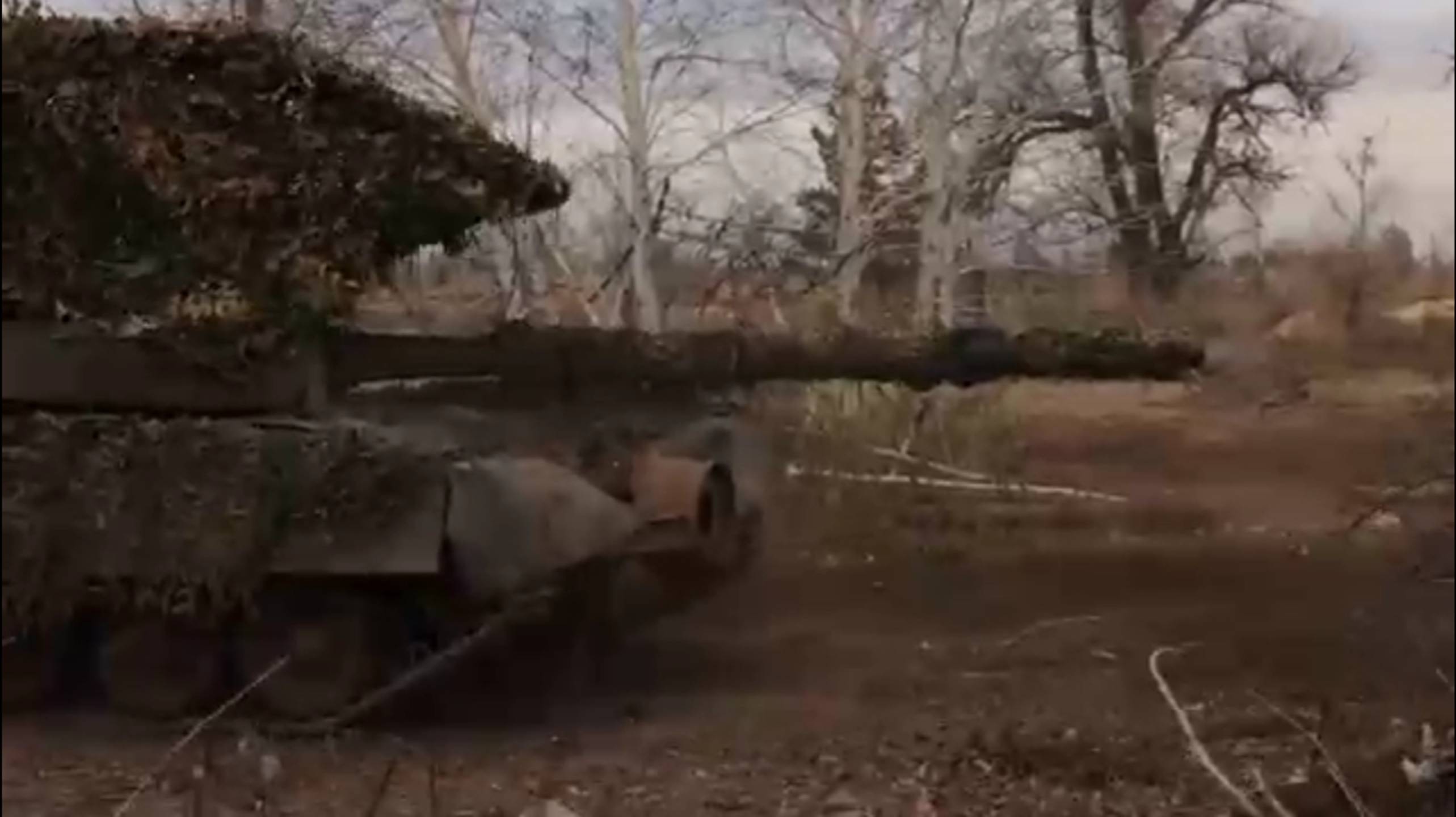 Танк Т-80 vs БМП.
