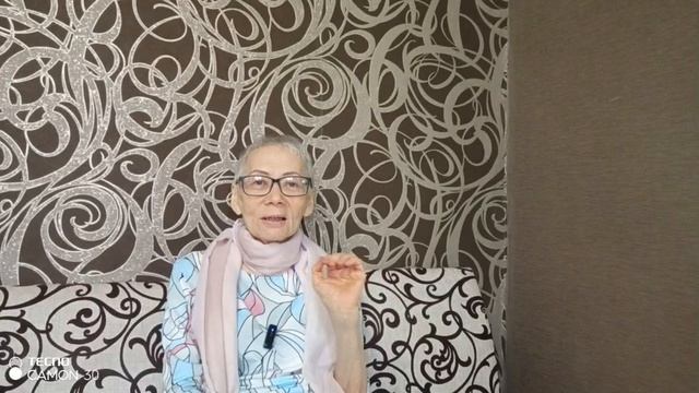 Сразу два зуба - не айс