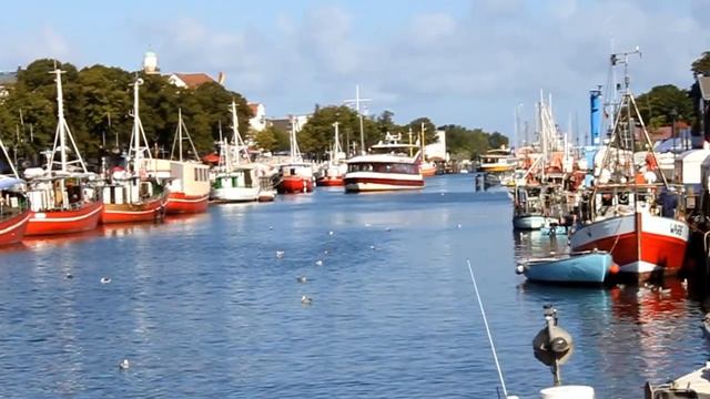 Warnemünde.--Rostock Парковка .