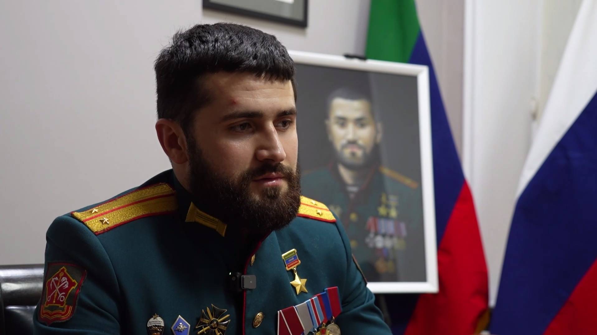 Стреляли в колени и вырывали ногти: военнослужащий рассказал RT о пытках ВСУ