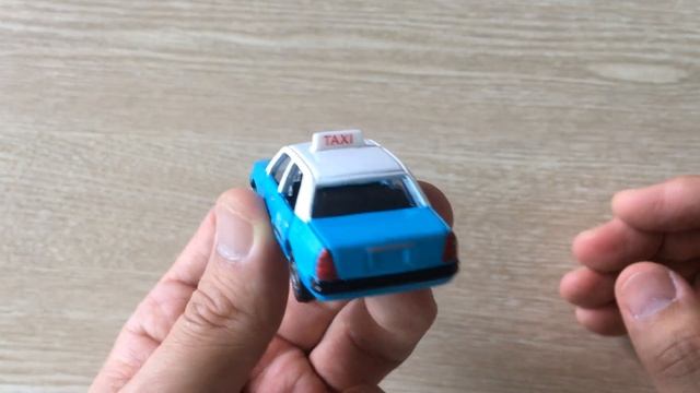 토미카 토요타 크라운 컴포트 홍콩 블루 택시 1/63 개봉 영상 TOMICA Toyota CROWN COMFORT Hongkong Blue Taxi Opening