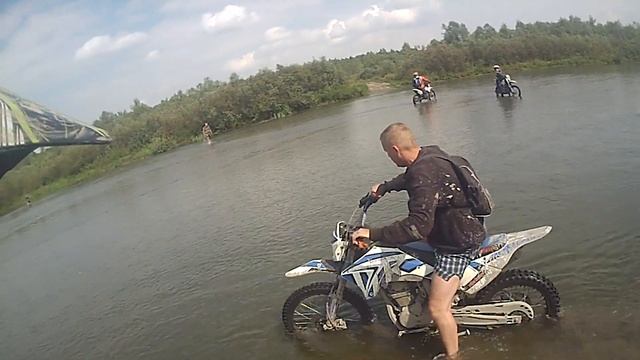 Покатушки на Эндуро. Китайские эндуро Racer, Irbis и один Японец. В поисках приключений .