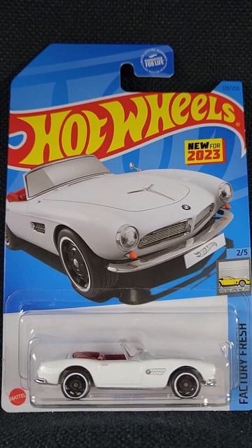 SHORTS: Hot Wheels BMW 507 | New for 2023