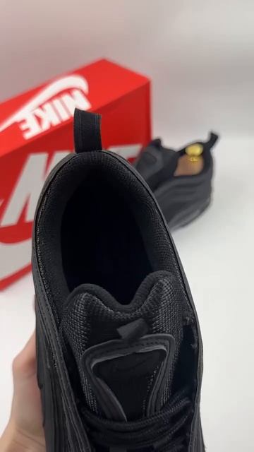 Уже в продаже! Кроссовки Nike Air Max 97