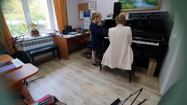 Урок по сольному пению преподавателя Крыловой А.В. 21.09.2023.МБУ ДО "Сосново-Борская ДШИ".