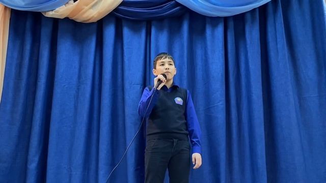 Абитаев Назар - "Ана туралы жыр" (Песня про маму на казахском языке)