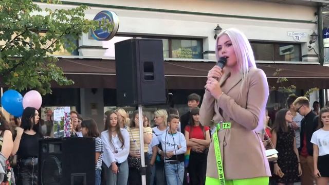 Песня на английском языке, постараемся понять - о чём!!!