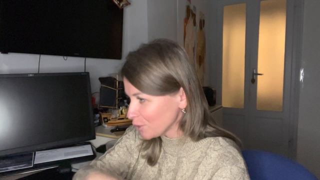 PRO ПЕРЕЕДАНИЕ: самоуничижение, отсутствие личной жизни, семейное «пророчество» и пожирание волос