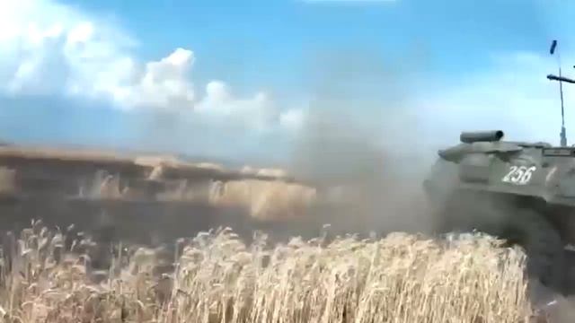 Российский БТР-82А победил в дуэльной схватке американский M113.