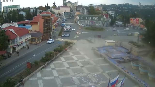 Вебкамера "Площадь Советская". Запись 05.10.2016 08:00:17