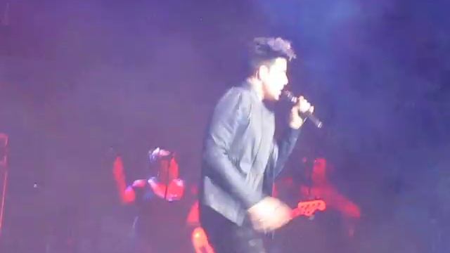 adam lambert q102 live springleball 2012 philadelphia