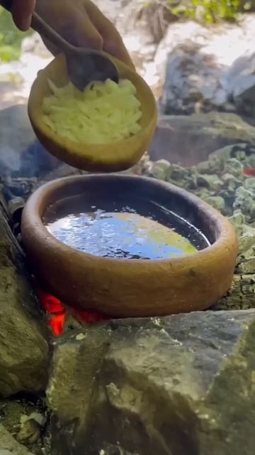Турецкие менемены в глиняной запеканке с жареным мясом #shorts #еда
