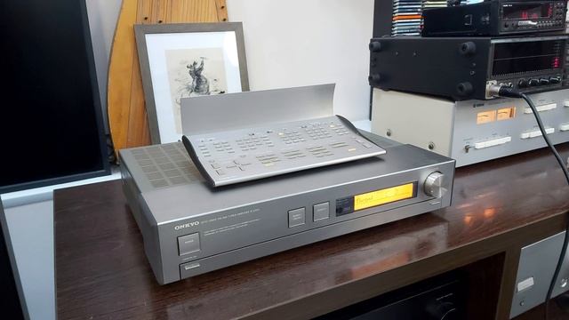 ONKYO R-200A ￥75,000(1992年頃)