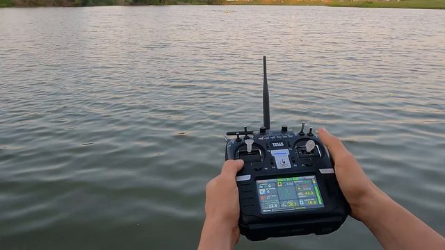 Стрелка направления кораблика на пульте Radiomaster  TX16S с GPS автопилотом UNIBOAT-(2160p25)