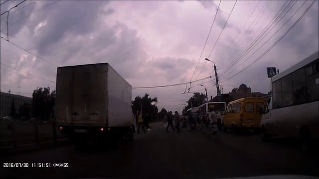 вдвоем на красный[Омск]