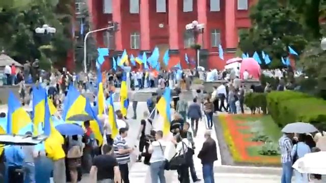 Марш в поддержку крымско татарского народа в Киеве  Аллах Акбар и Крым Украина