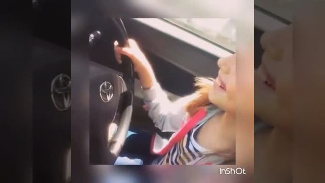 Учусь кататься на машине