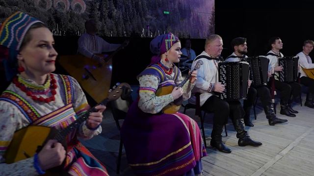 "Уголок России" Уральский народный хор