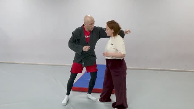 Самооборона для женщин - Школьный захват (Илья Бушмелев и Екатерина Сорокина)