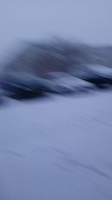 много снега