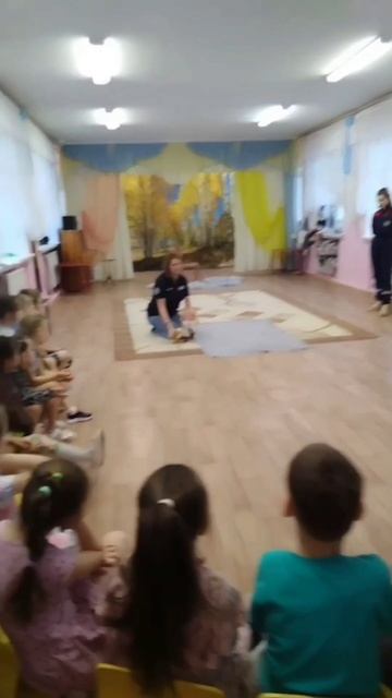 Занятие в садике Тонкий лед