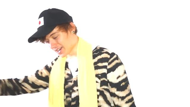 УЧИМ ЯПОНСКИЙ - PPAP - Pen Pineapple Apple Song - by  EeOneGuy