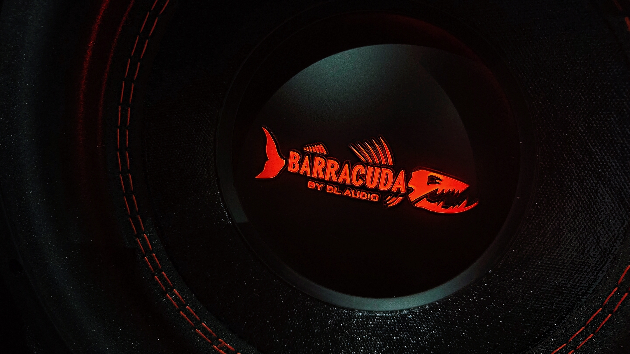 Еще один мощный активный сабвуфер от DL audio BARRACUDA 12A V.2 SE. Установка в Mitsubishi ASX