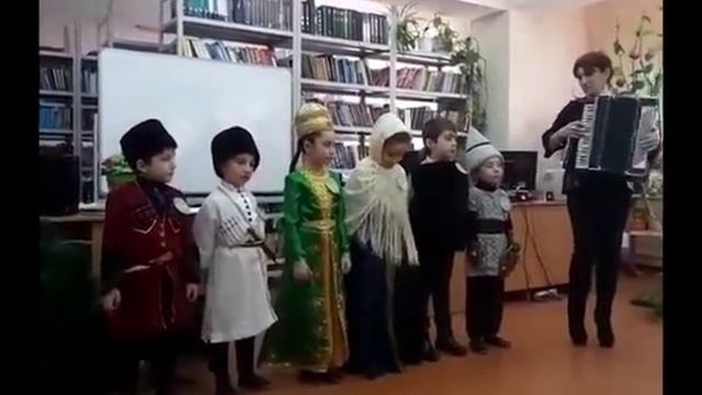 Команда "КЮНЧЮКЛЕ". Детсада "НЮР", п.КАШХАТАУ, КБР. Муз.рук МАДИНА ДЕУНАЖЕВА. День родного языка