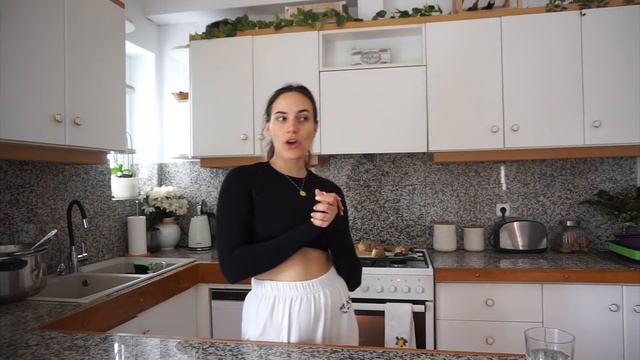 what I eat in a day | vegan & νηστίσιμες συνταγές .