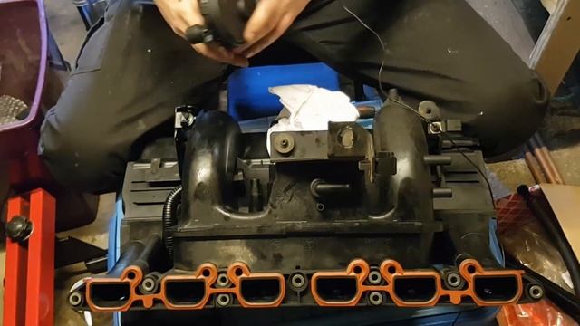 Crank Case Valve (CCV) Replacement and Inlet Manifold Seals and Gaskets BMW 3 Series E46 330ci