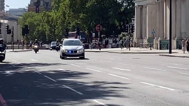 *1000 SUBSCRIBER SPECIAL* Best Of 999 UK Police, Fire Engines, Unmarked Cars & Ambulances respondin