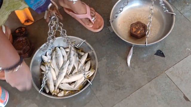 Kutty Vanjarm kilo 150 ₹ Pazhavarkadu Fish market