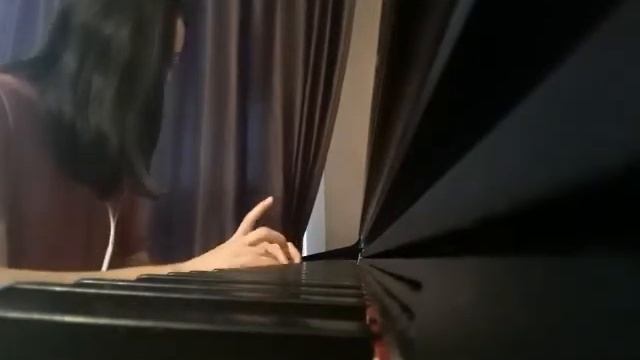 Этюд Берковича Эстрадный вокал 2 курс Айкымбаева Гульнур