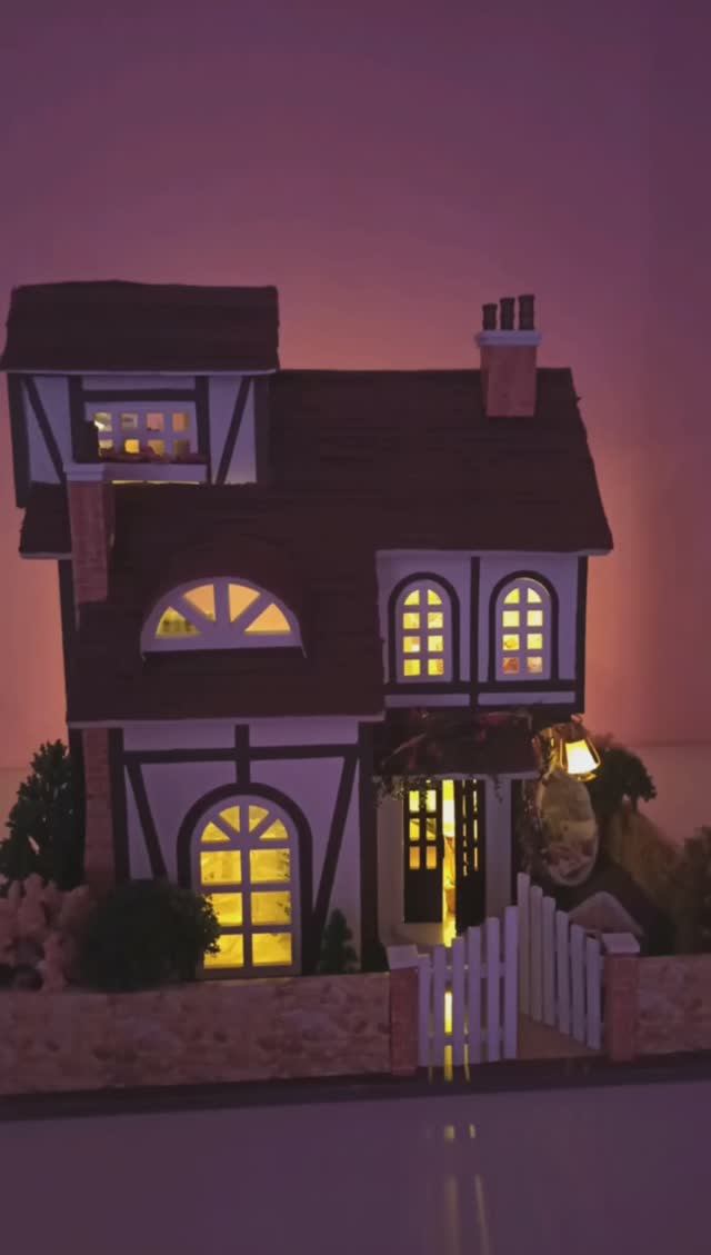 Домик-1. Кукольный домик, с которого всё началось. Dollhouse miniature Flower Town Puppen Haus DIY.