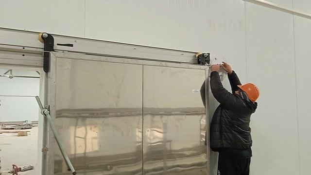 Противопожарные холодильные двери