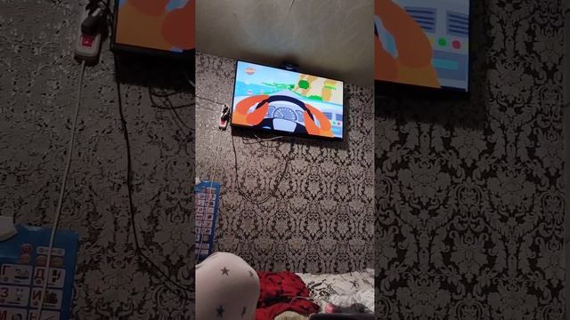 учу песенки))