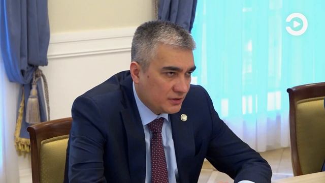 Олег Мельниченко встретился с чрезвычайным и полномочным послом Республики Узбекистан в РФ