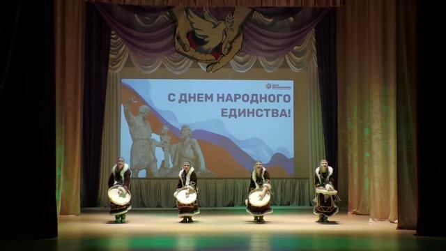 завина старшая группа танец Корякская пляска
