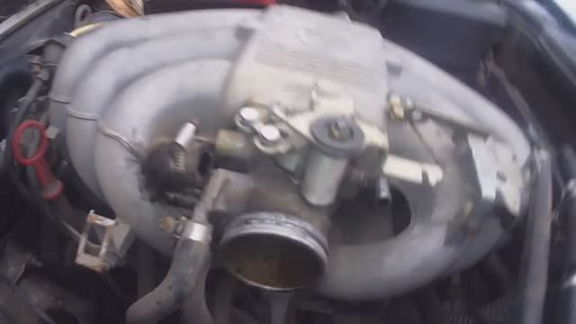 Чистка дроссельной заслонки на автомобиле BMW e34