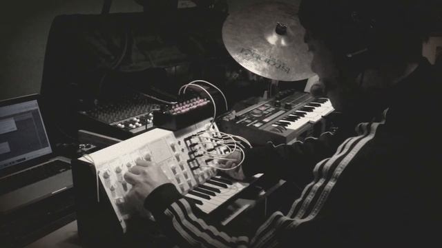 Experimental Improvisation 2 (Korg MS-20 mini, Korg SQ1, Roland JD-990)