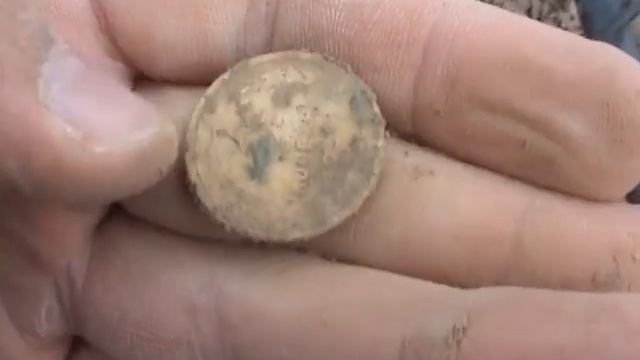Поиски клада на Поле Чудес / Metal Detecting Russia