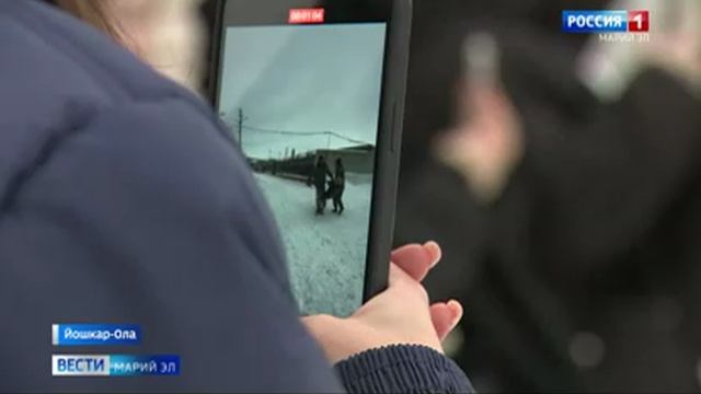 Полицейские-кинологи показали студентам в Йошкар-Оле навыки служебных собак